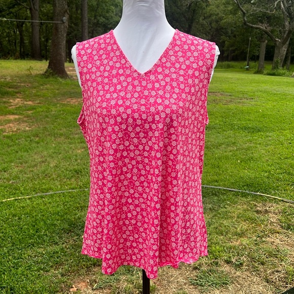 ADRIANNA PAPELL .. PRINT TOP … 101C - Picture 1 of 8